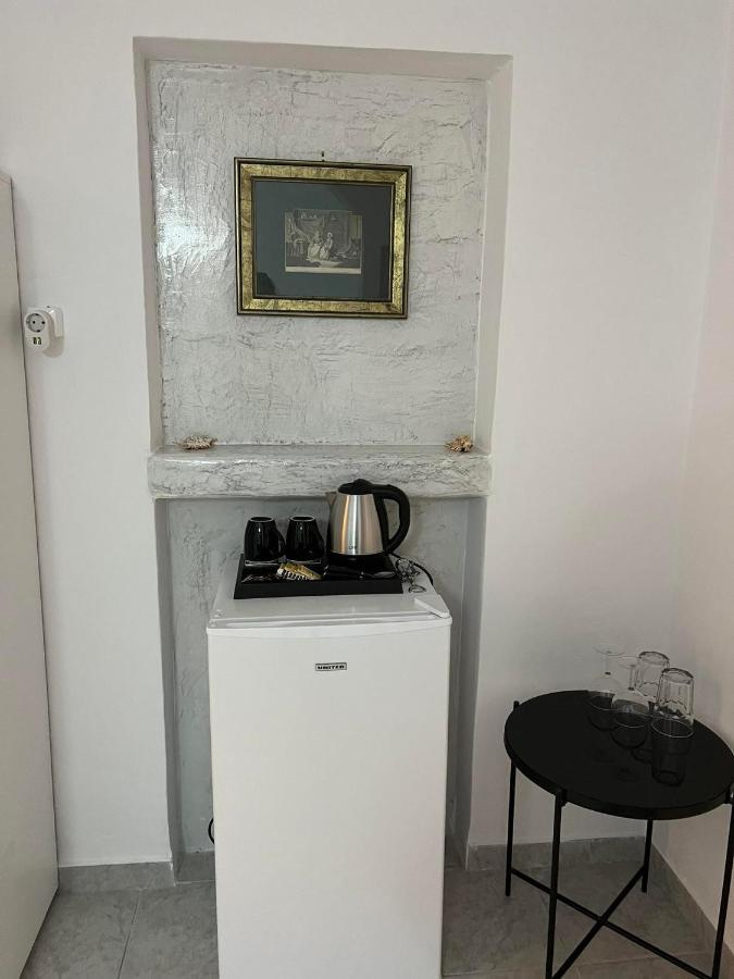 Zolfo Antico Beach Apartment Perissa Exterior photo