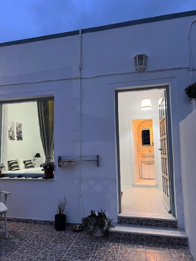 Zolfo Antico Beach Apartment Perissa Exterior photo